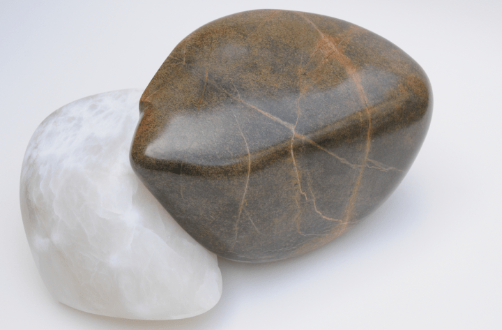 la-caresse-albatre-et-steatite