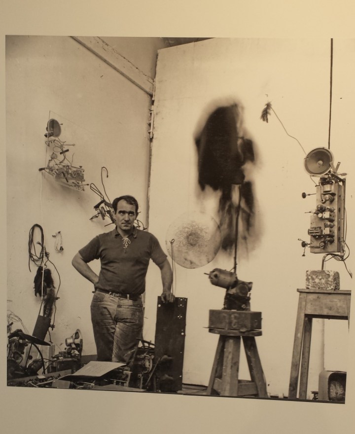 Photo tinguely cropped.jpg