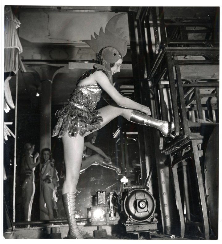 Jean Moral-Bal Tabarin